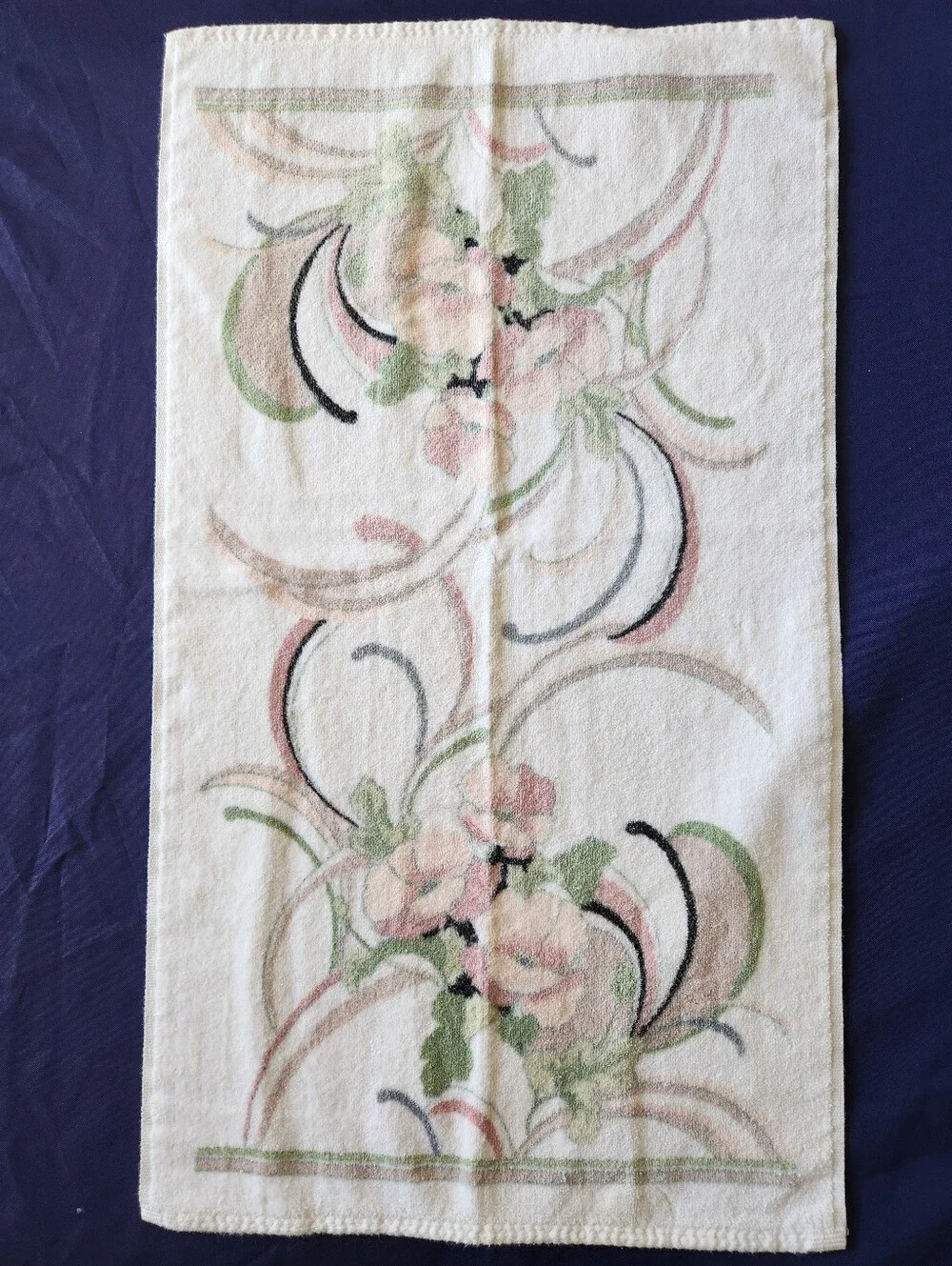 Vintage Bath Hand Towel Springmaid Cotton Blend USA Floral